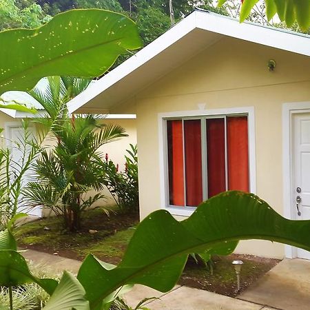 Tropical Paradise Bungalows Pital  Kültér fotó