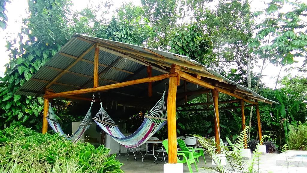 Tropical Paradise Bungalows Pital  Kültér fotó
